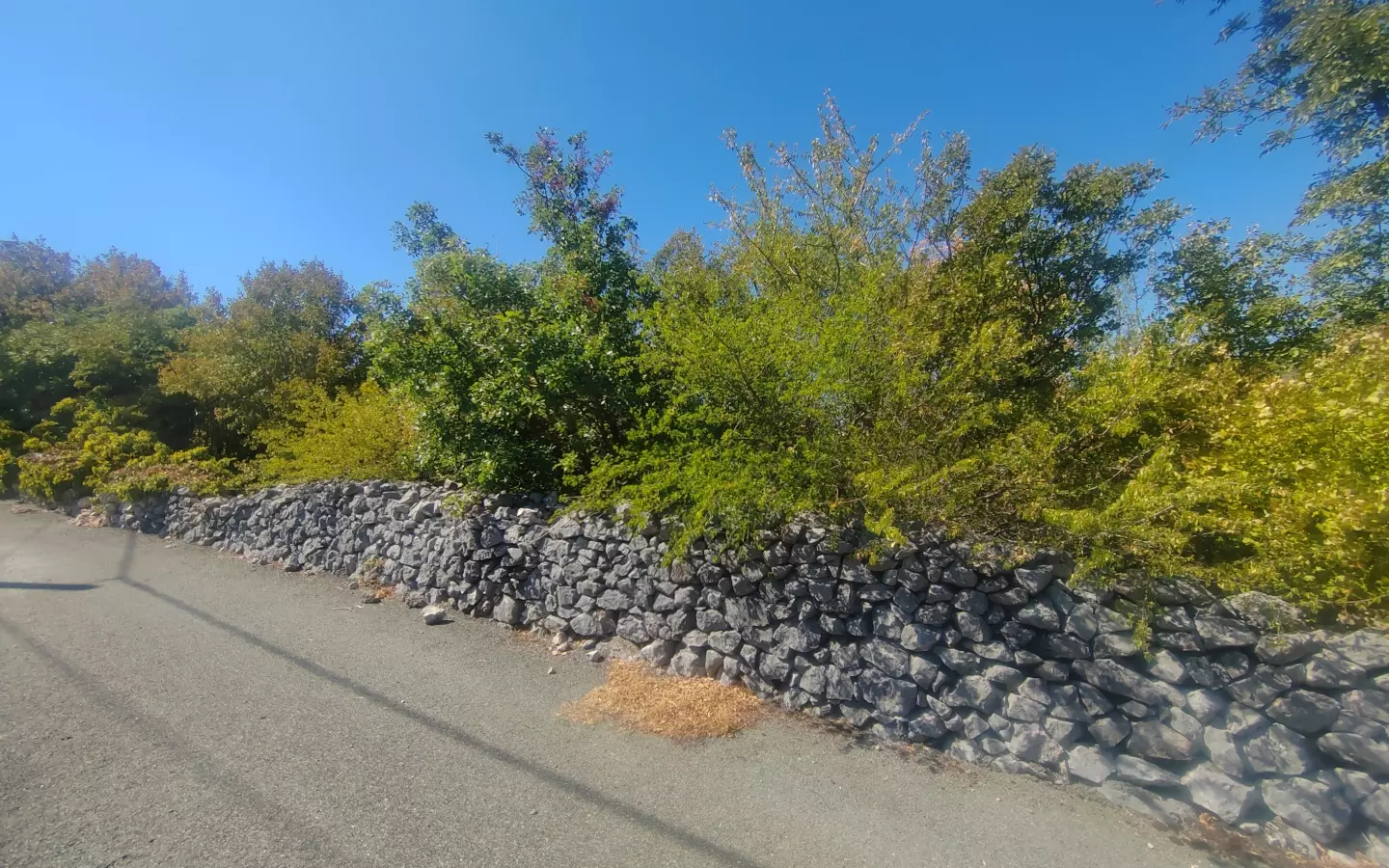 Land In Hreljin, Croatia (884 M²)