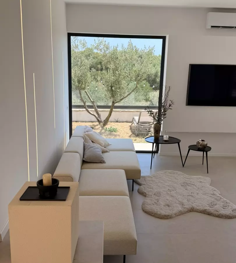 5-bedroom Detached House In Biograd Na Moru, Croatia (350 M²)