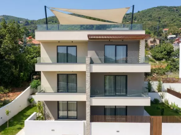 3-bedroom Apartment In Ika, Croatia (14.404 M²)