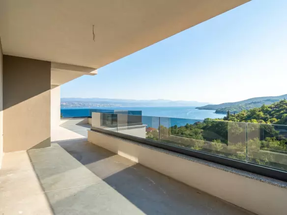3-bedroom Apartment In Ika, Croatia (17.648 M²)