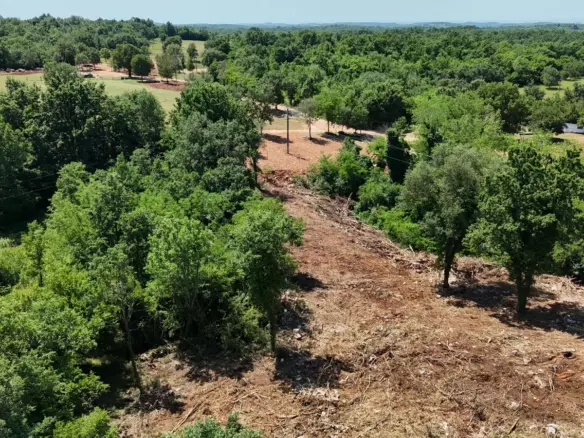 Land In Baderna, Croatia (2.200 M²)