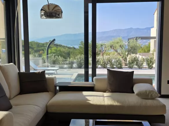 4-bedroom Villa In Krk, Croatia (232 M²)