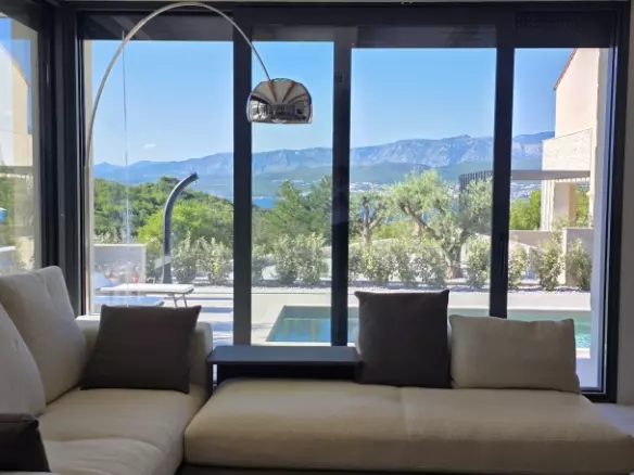 4-bedroom Villa In Krk, Croatia (232 M²)