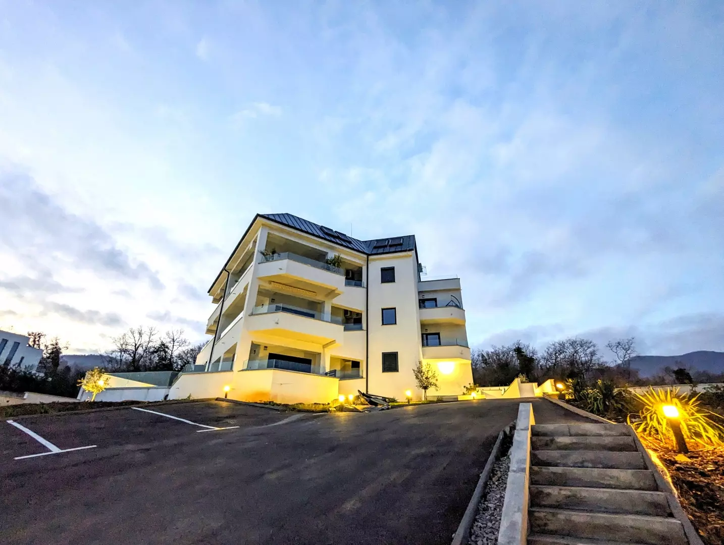1-bedroom Apartment In Ičići, Croatia (92 M²)