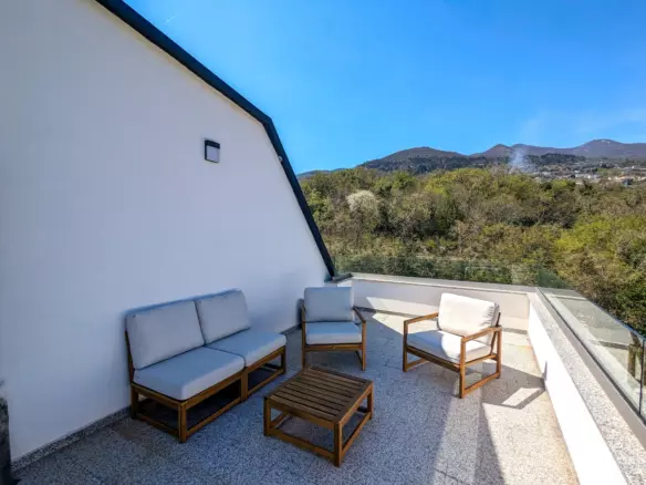1-bedroom Apartment In Ičići, Croatia (92 M²)