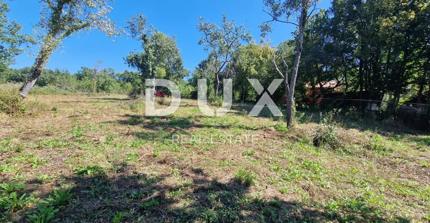 Land In Oprtalj, Croatia (3.471 M²)