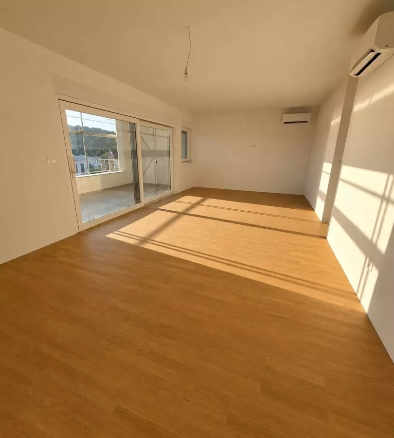 2-bedroom Apartment In Žaborić, Croatia (6.853 M²)