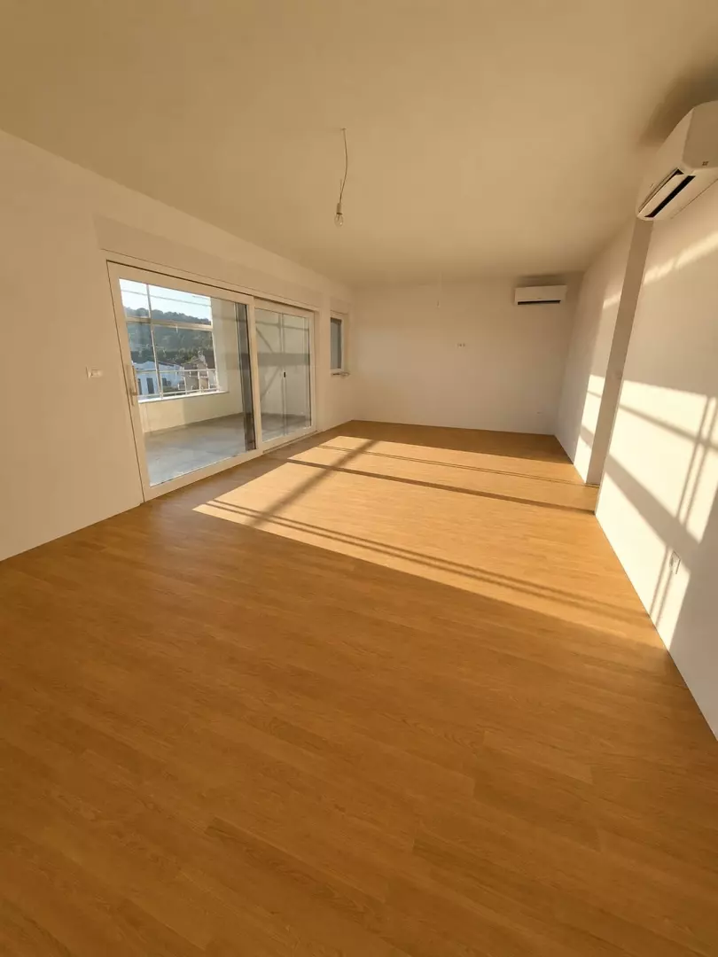 2-bedroom Apartment In Žaborić, Croatia (6.853 M²)
