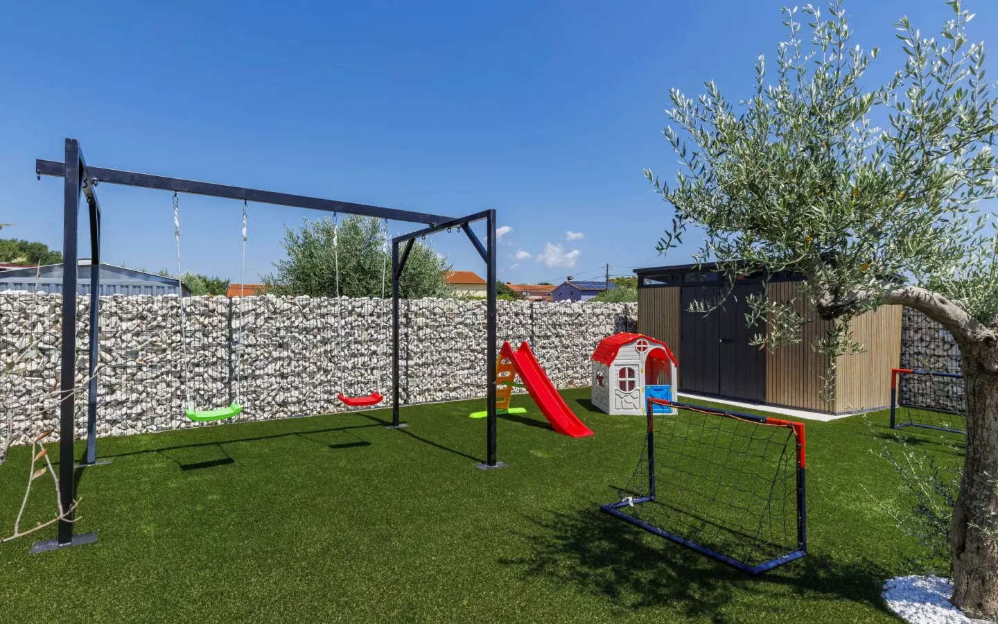 4-bedroom Detached House In Loborika, Croatia (242 M²)