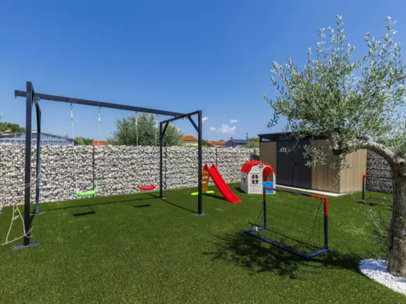 4-bedroom Detached House In Loborika, Croatia (242 M²)