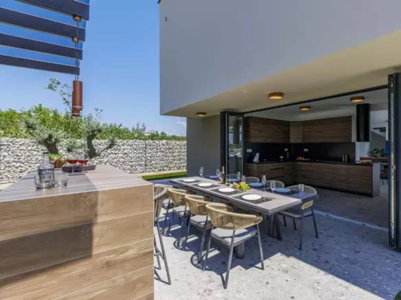 4-bedroom Detached House In Loborika, Croatia (242 M²)