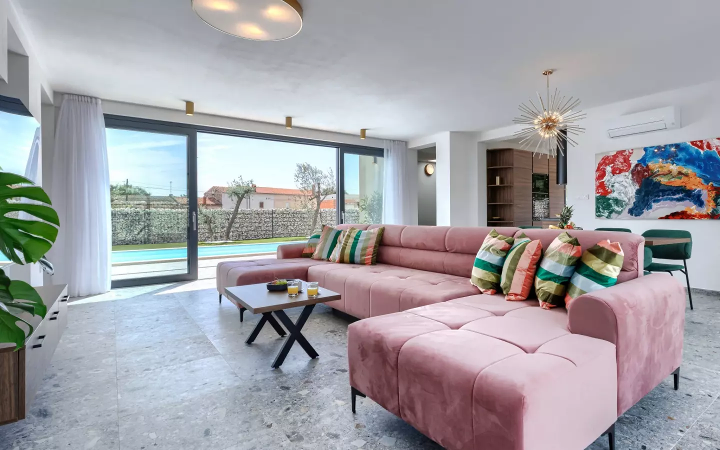 4-bedroom Detached House In Loborika, Croatia (242 M²)