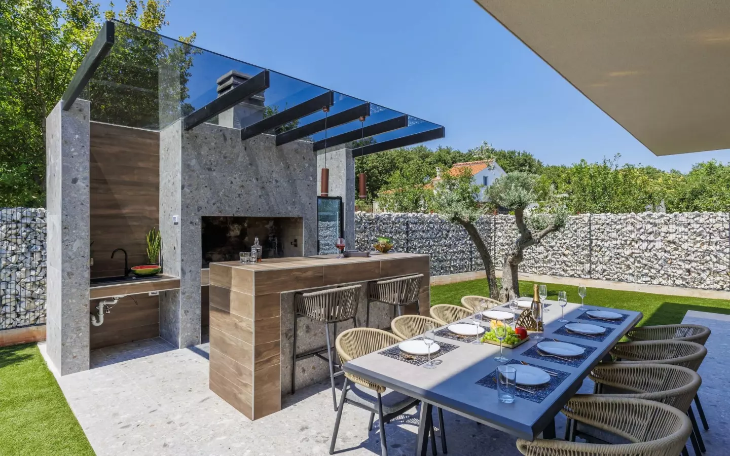 4-bedroom Detached House In Loborika, Croatia (242 M²)