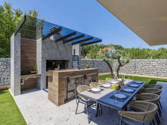 4-bedroom Detached House In Loborika, Croatia (242 M²)