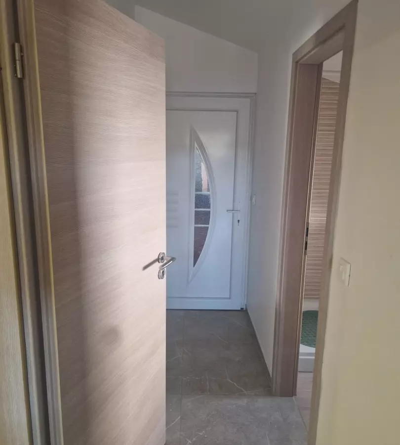 2-bedroom Apartment In Rovanjska, Croatia (7.085 M²)
