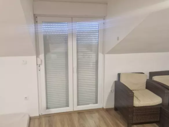 2-bedroom Apartment In Rovanjska, Croatia (7.085 M²)