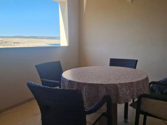 2-bedroom Apartment In Rovanjska, Croatia (7.085 M²)