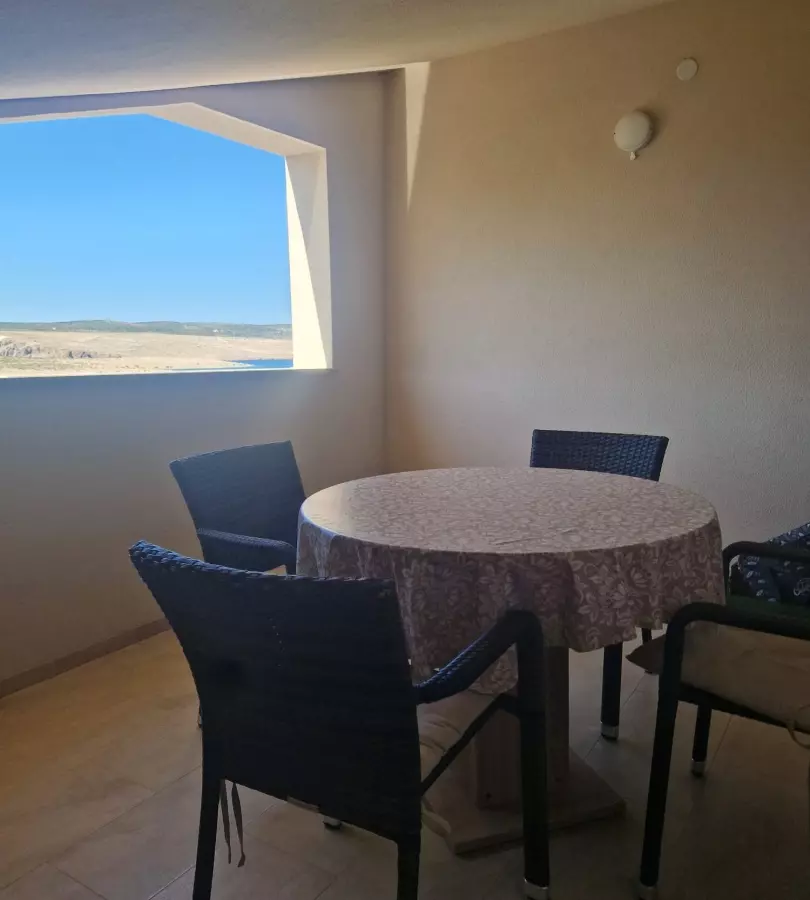 2-bedroom Apartment In Rovanjska, Croatia (7.085 M²)