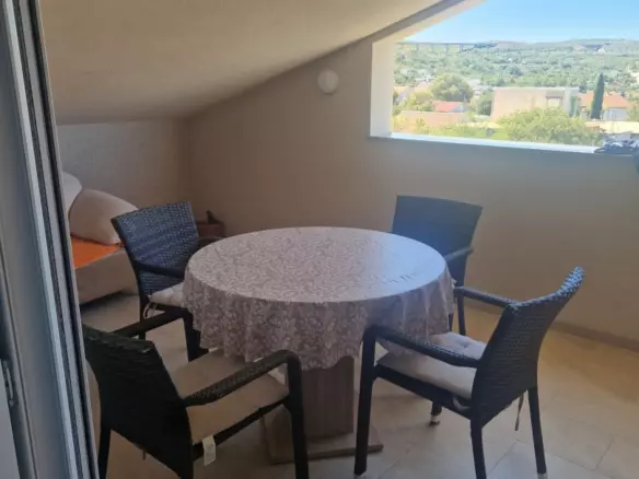 2-bedroom Apartment In Rovanjska, Croatia (7.085 M²)