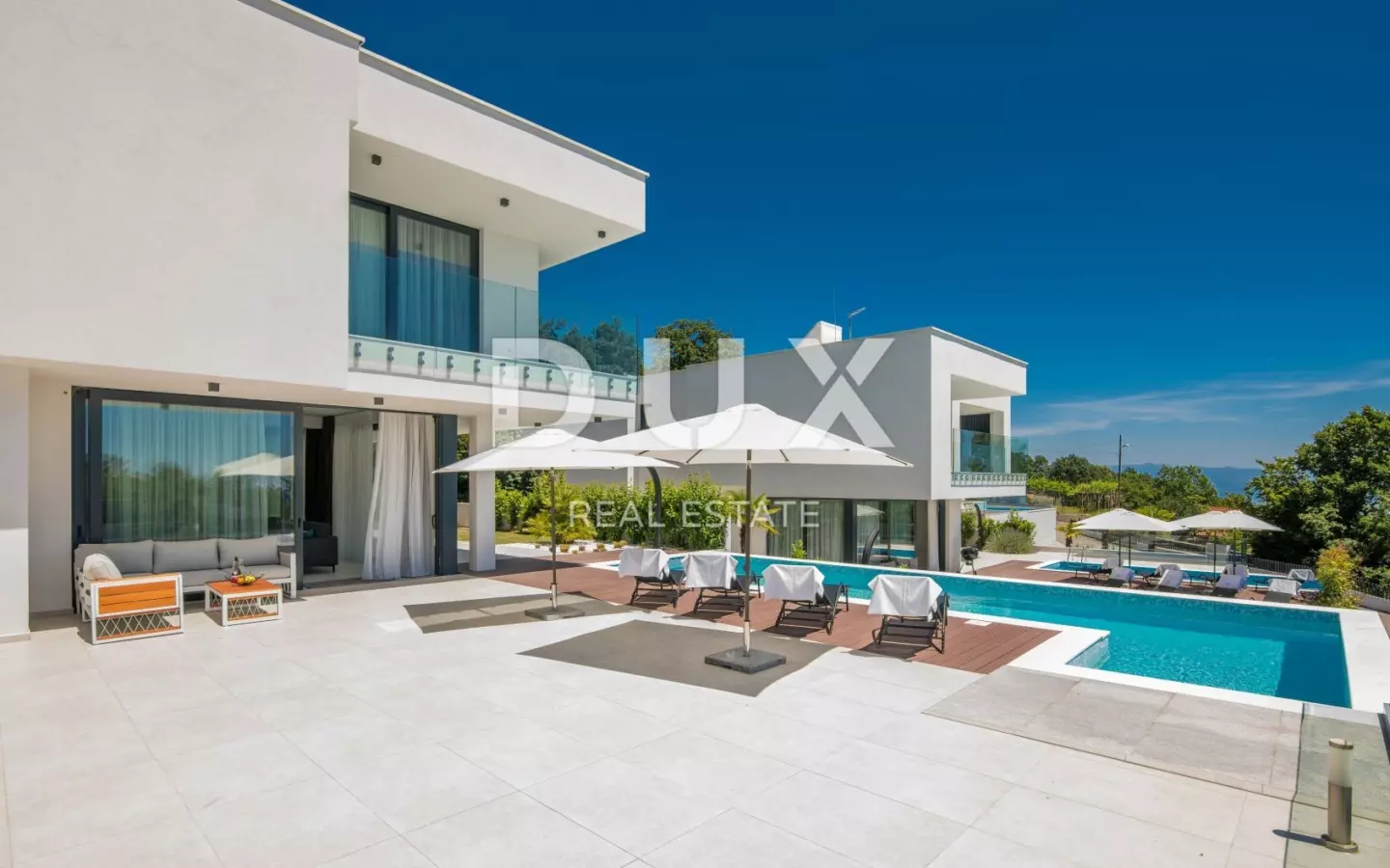 5-bedroom Villa In Veprinac, Croatia (309 M²)