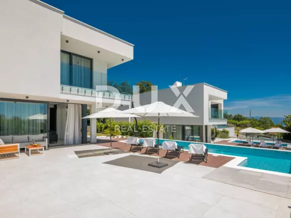 5-bedroom Villa In Veprinac, Croatia (309 M²)