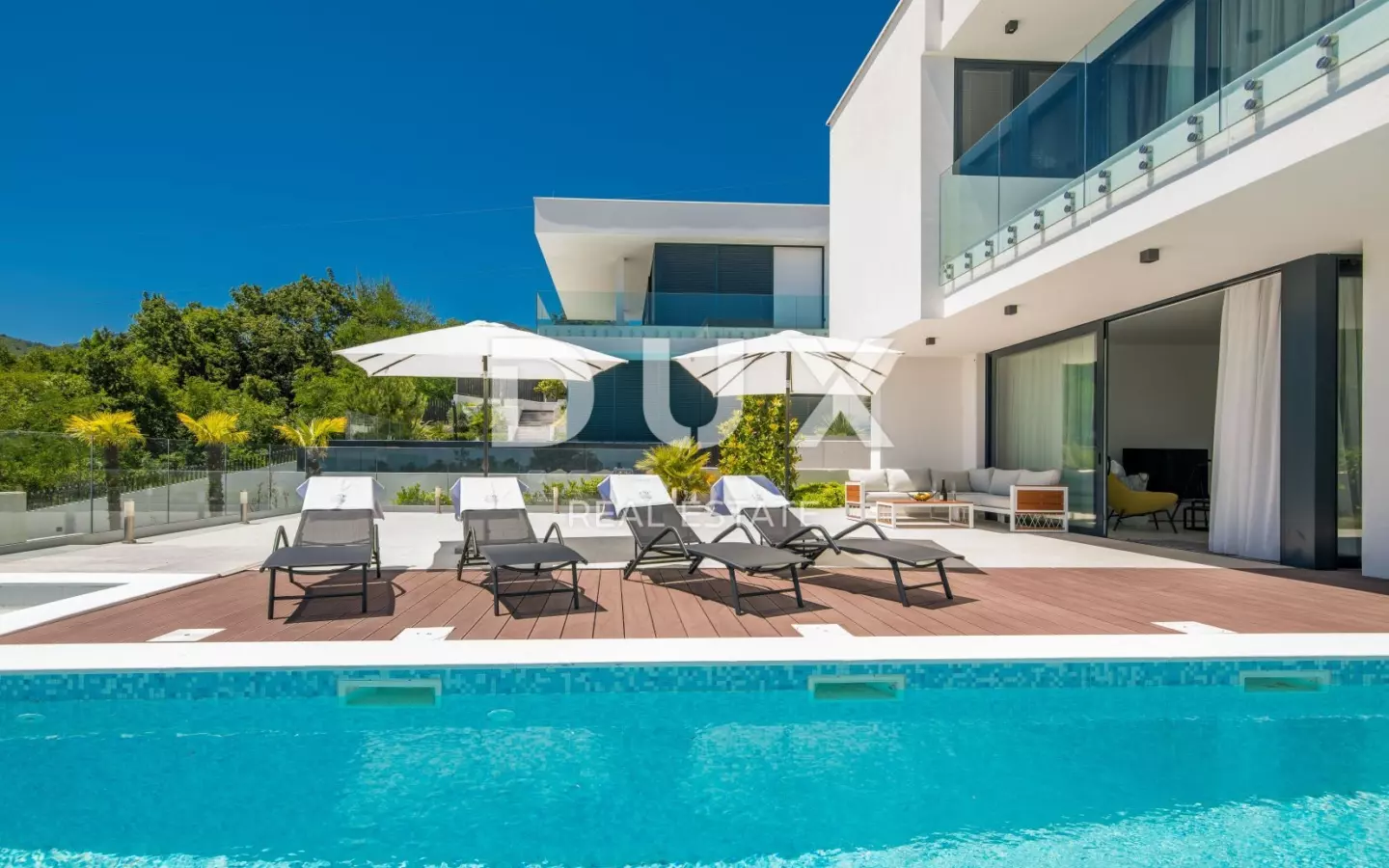 5-bedroom Villa In Veprinac, Croatia (309 M²)