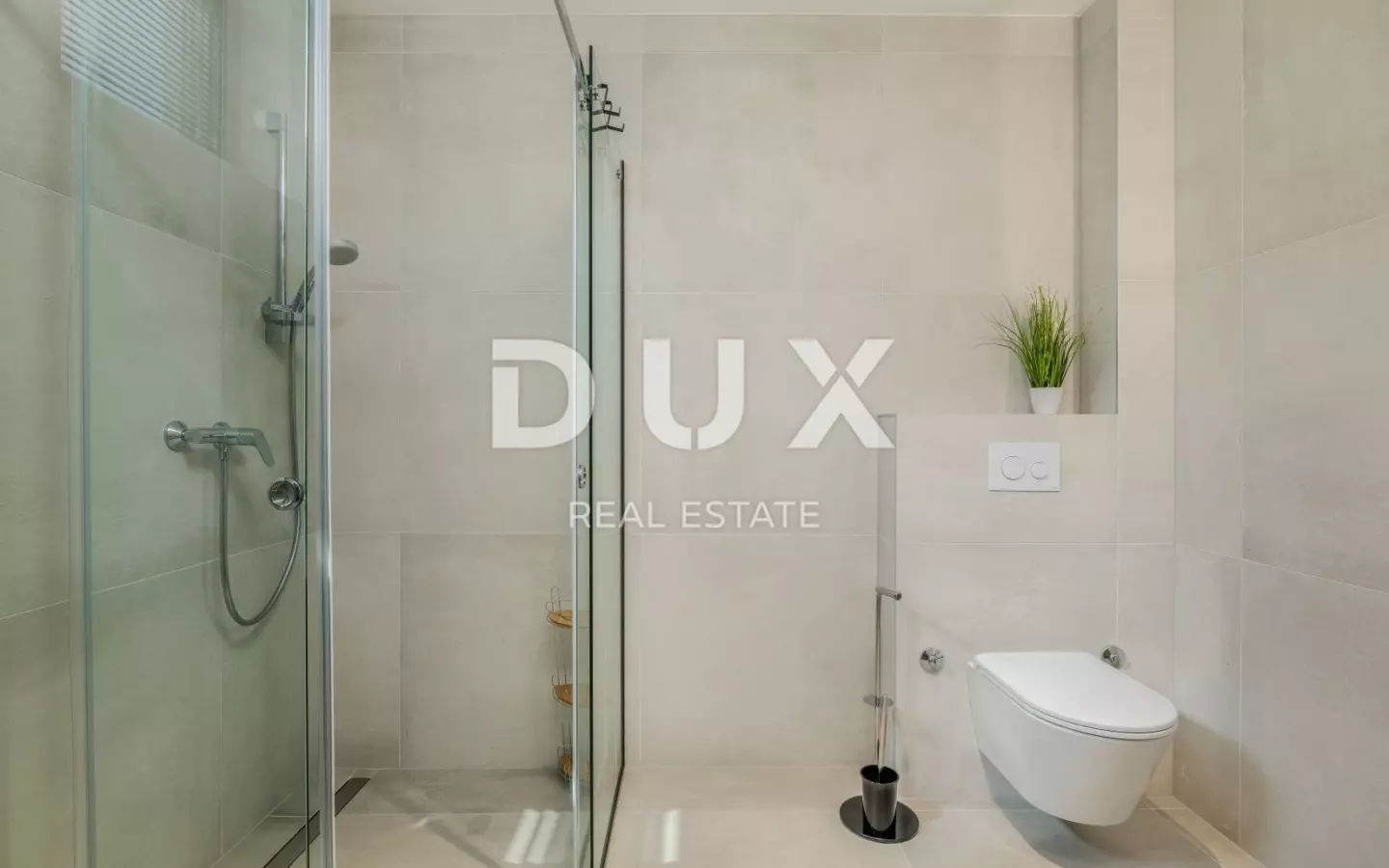 5-bedroom Villa In Veprinac, Croatia (309 M²)