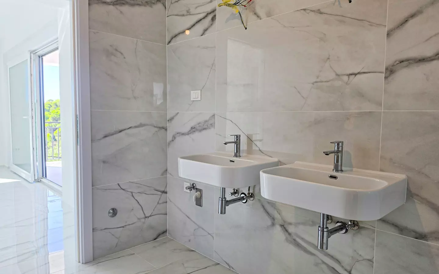 3-bedroom Apartment In Banjol, Croatia (123 M²)