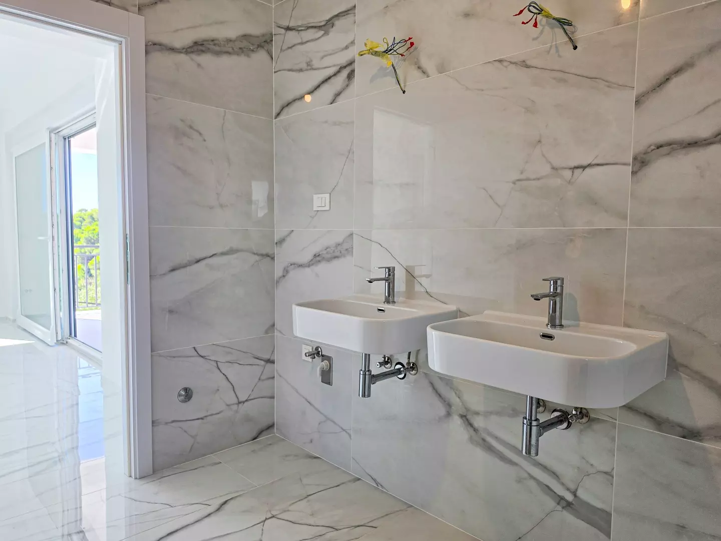 3-bedroom Apartment In Banjol, Croatia (123 M²)