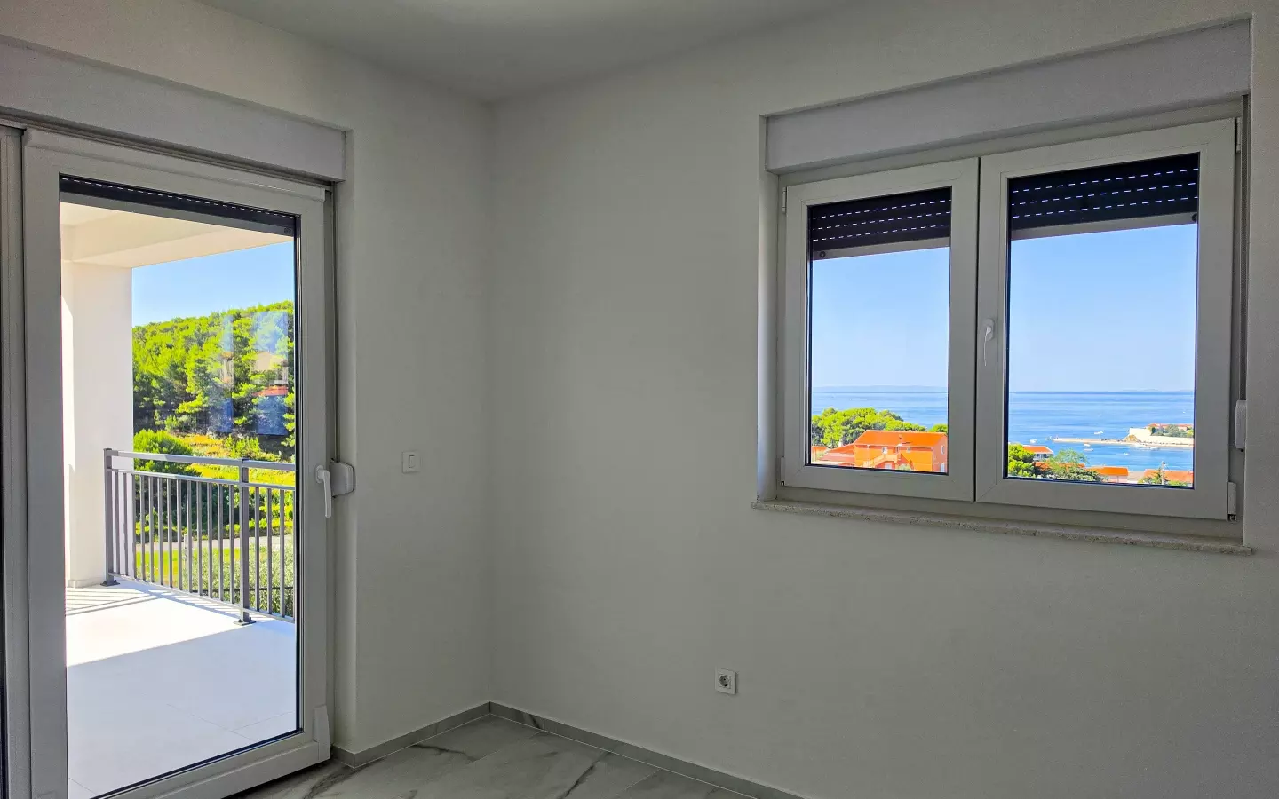 3-bedroom Apartment In Banjol, Croatia (123 M²)