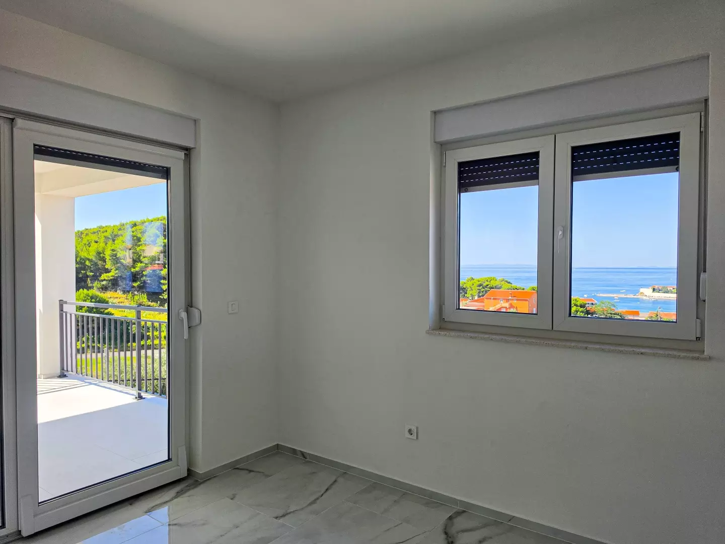 3-bedroom Apartment In Banjol, Croatia (123 M²)