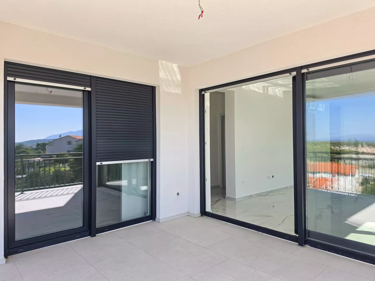 3-bedroom Apartment In Banjol, Croatia (123 M²)