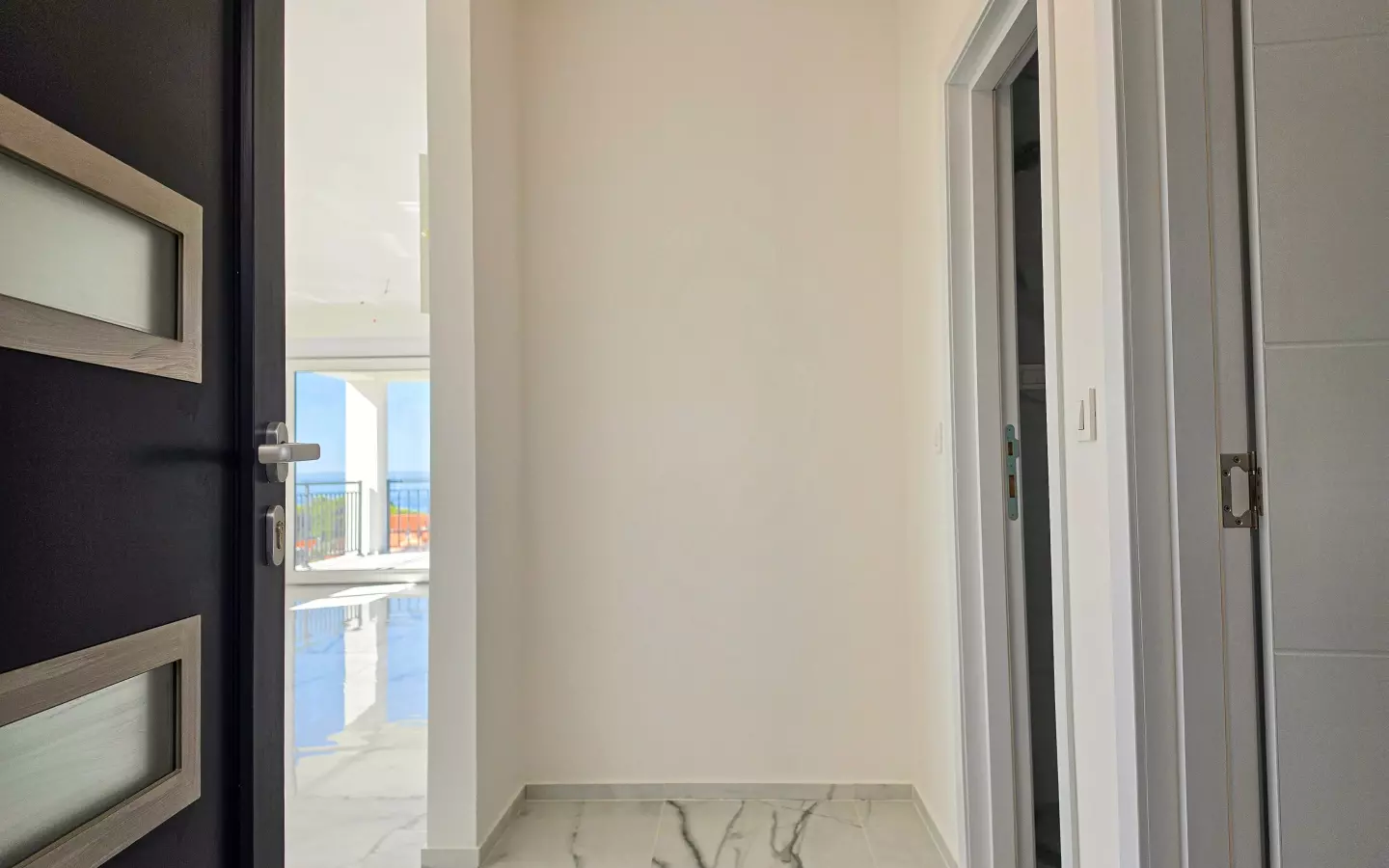 3-bedroom Apartment In Banjol, Croatia (123 M²)
