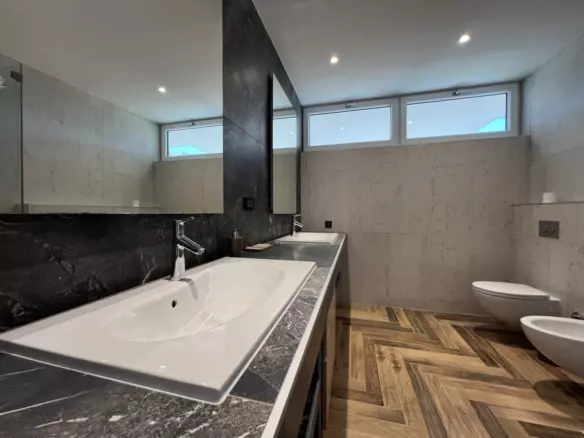 5-bedroom Villa In Linardići, Croatia (370 M²)