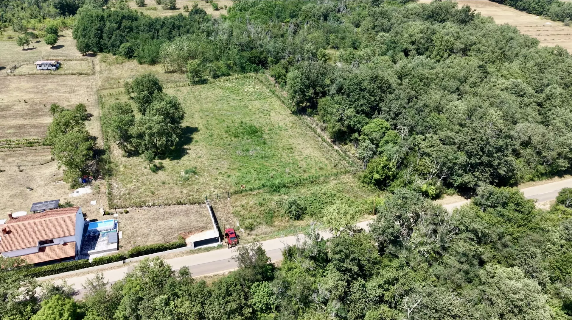 Land In Brtonigla, Croatia (4.973 M²)