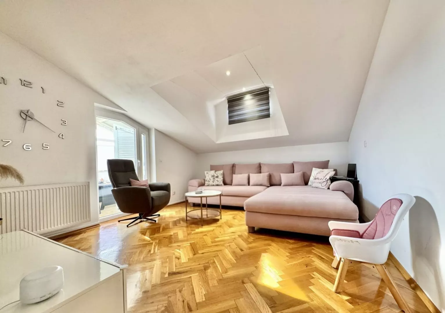 3-bedroom Apartment In Putini, Croatia (74 M²)