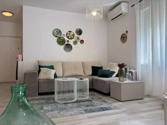 2-bedroom Apartment In Medulin, Croatia (615 M²)