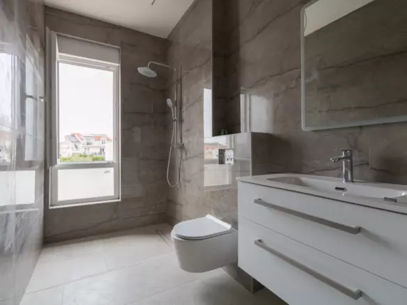 3-bedroom Apartment In Vodice, Croatia (1.126 M²)