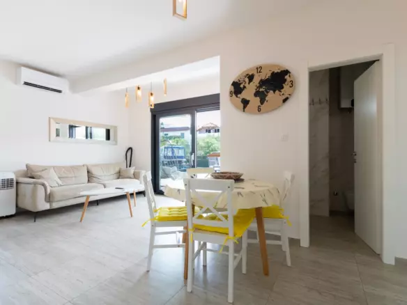 2-bedroom Apartment In Murter, Croatia (5.562 M²)