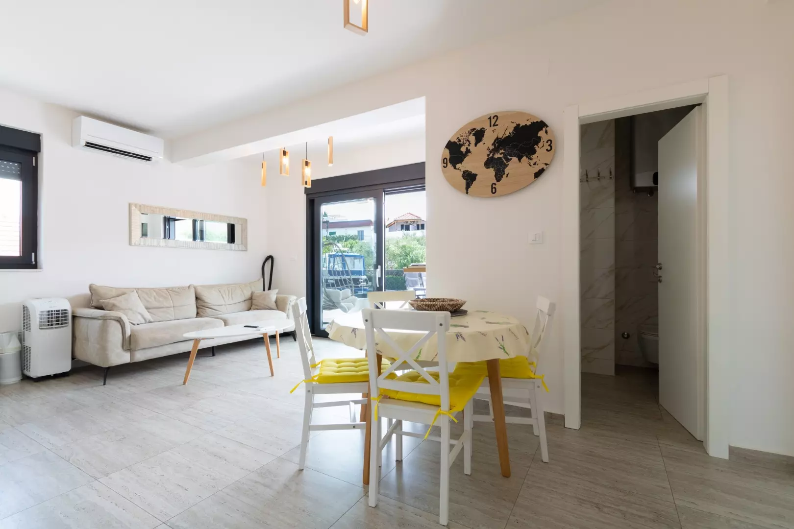 2-bedroom Apartment In Murter, Croatia (5.562 M²)