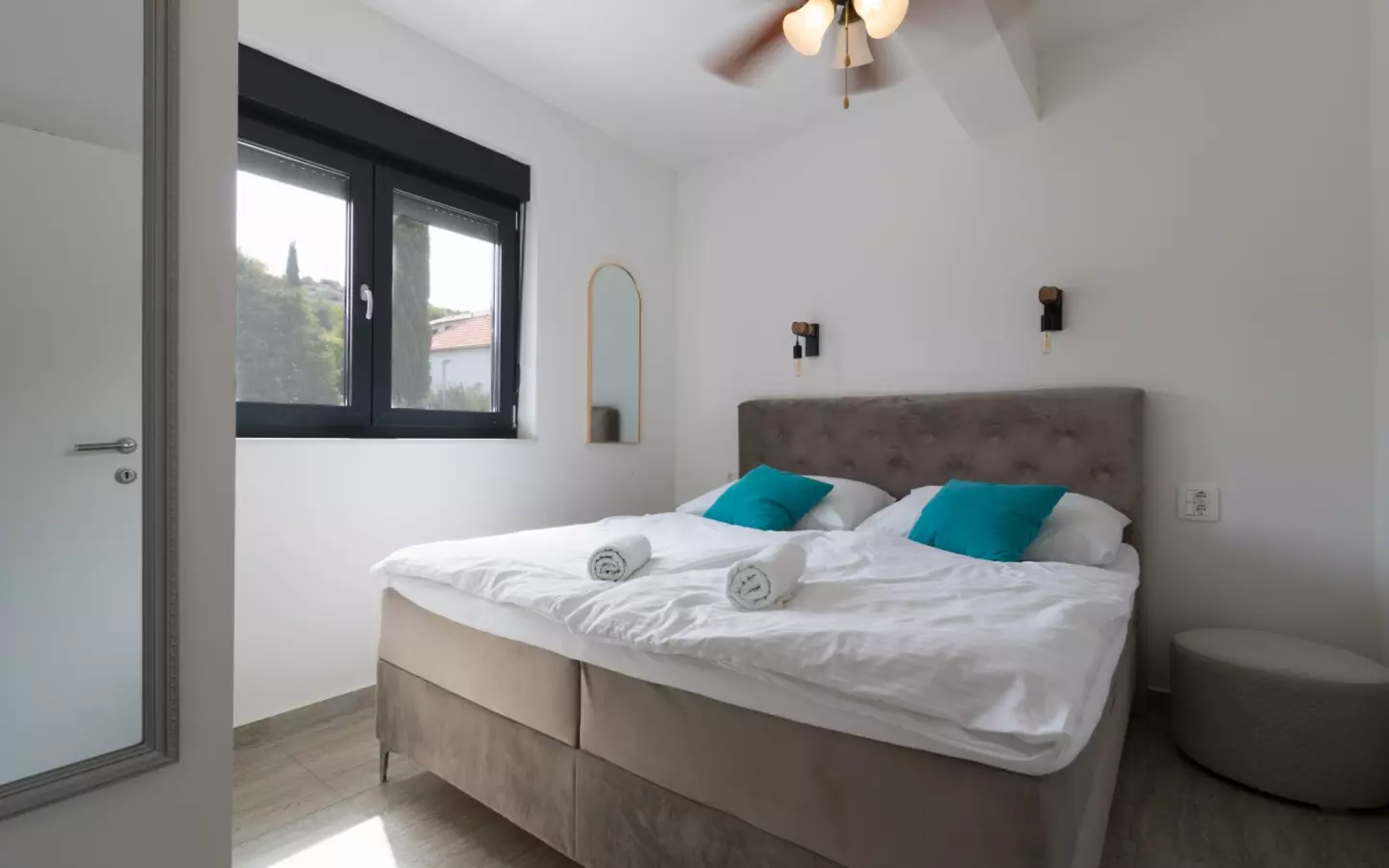 2-bedroom Apartment In Murter, Croatia (5.562 M²)