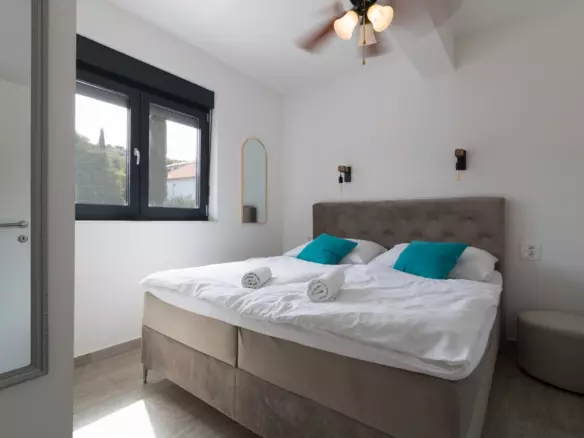 2-bedroom Apartment In Murter, Croatia (5.562 M²)
