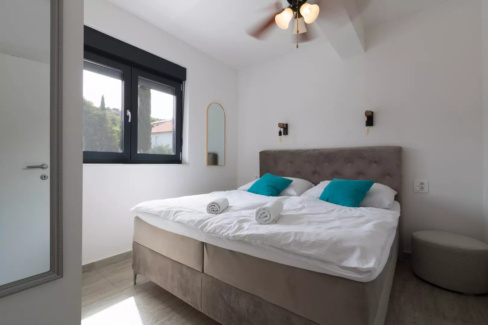 2-bedroom Apartment In Murter, Croatia (5.562 M²)