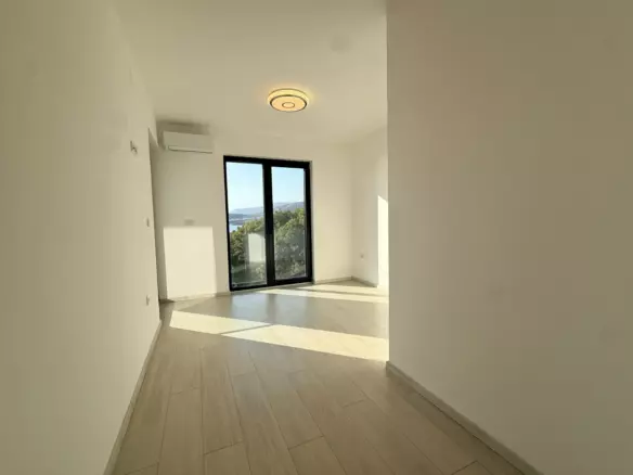 2-bedroom Apartment In Klenovica, Croatia (78 M²)