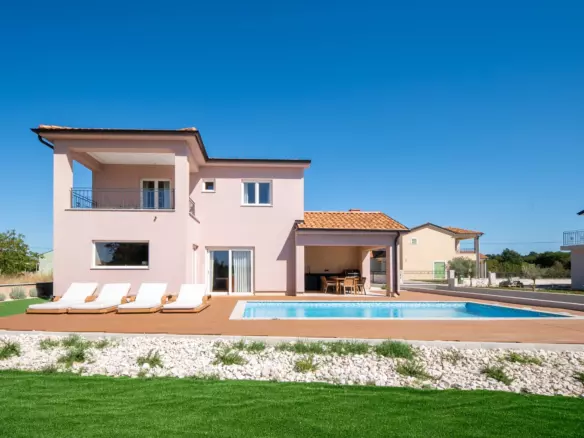 3-bedroom Detached House In Žminj, Croatia (150 M²)