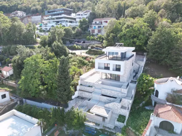 4-bedroom Villa In Opatija – Centar, Croatia (300 M²)