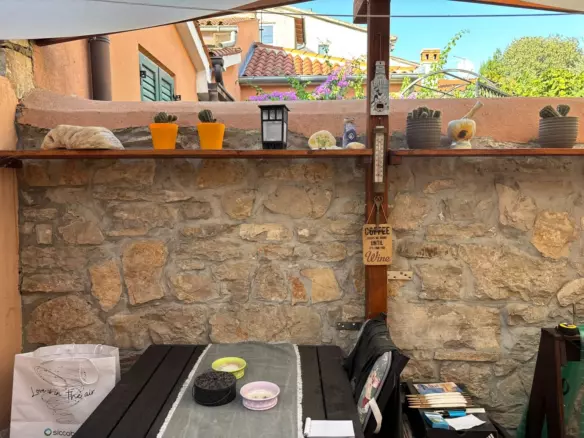 3-bedroom Apartment In Kaštanjer, Croatia (714 M²)