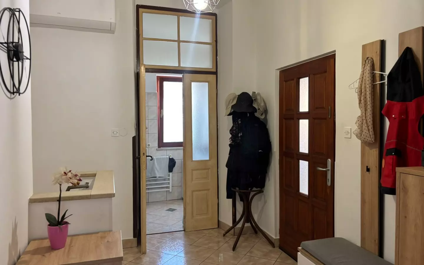 3-bedroom Apartment In Kaštanjer, Croatia (714 M²)
