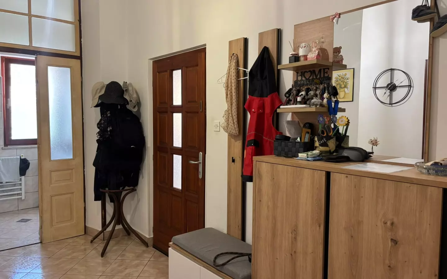 3-bedroom Apartment In Kaštanjer, Croatia (714 M²)