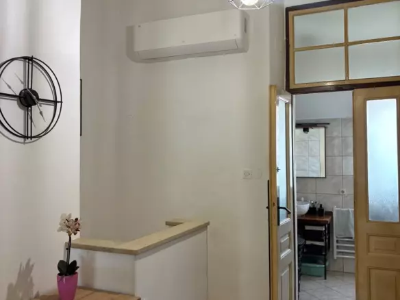 3-bedroom Apartment In Kaštanjer, Croatia (714 M²)